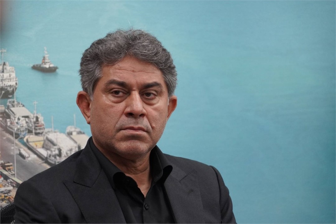 بازدید معاون وزیر راه و شهرسازی و مدیرعامل سازمان بنادر و دریانوردی از بندر بوشهر